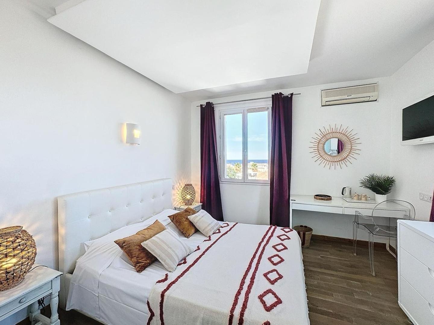 Hotel Les 3 Terrasses ซารี โซเลนซารา ภายนอก รูปภาพ
